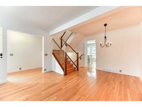 555 Woodpark Boulevard Sw, Calgary, AB - Indoor Photo Showing Other Room