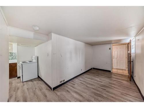 301 15 Avenue Ne, Calgary, AB - Indoor