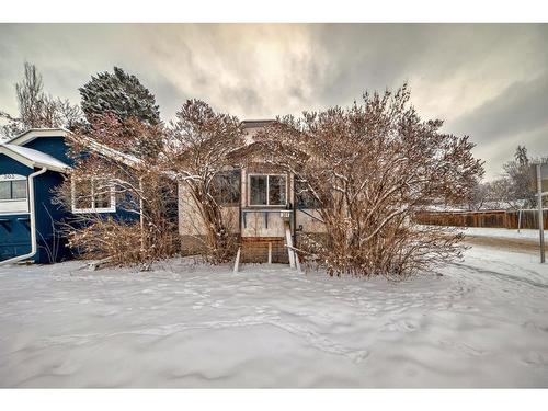 301 15 Avenue Ne, Calgary, AB - Outdoor