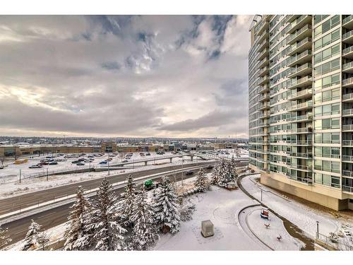 605-77 Spruce Place Sw, Calgary, AB - Outdoor With Balcony With View