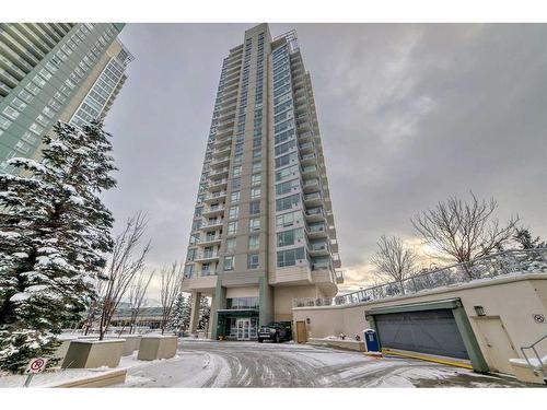 605-77 Spruce Place Sw, Calgary, AB - Outdoor With Facade