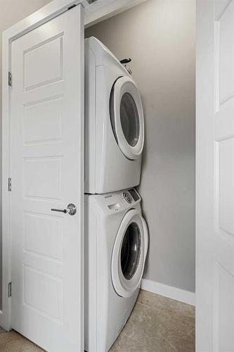 3-1930 26A Street Sw, Calgary, AB - Indoor Photo Showing Laundry Room