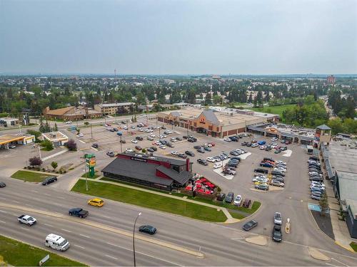 3-1930 26A Street Sw, Calgary, AB - Outdoor With View