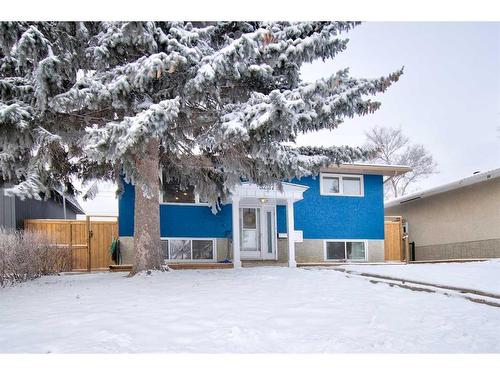 3227 41 Street Se, Calgary, AB - Outdoor