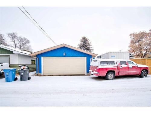 3227 41 Street Se, Calgary, AB - Outdoor With Exterior