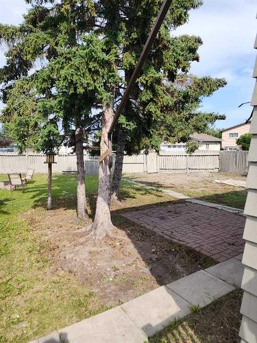 167 Whitman Place Ne, Calgary, AB - Outdoor