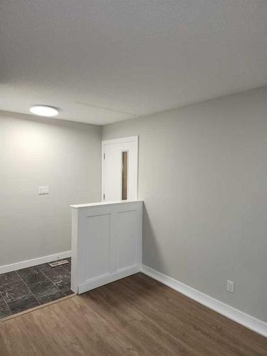 167 Whitman Place Ne, Calgary, AB - Indoor Photo Showing Other Room