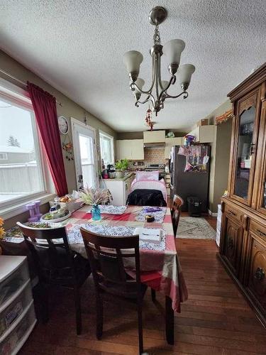 96 Martindale Boulevard Ne, Calgary, AB - Indoor Photo Showing Dining Room