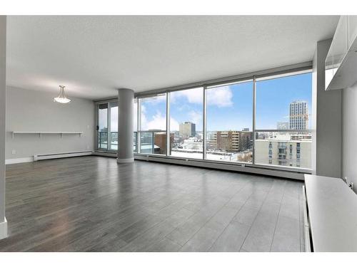 708-188 15 Avenue Sw, Calgary, AB - Indoor Photo Showing Living Room