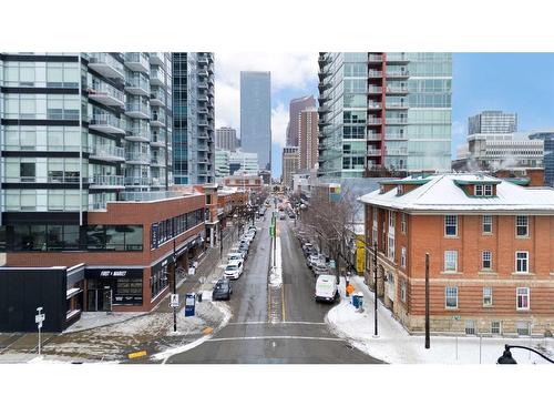 708-188 15 Avenue Sw, Calgary, AB - Outdoor With Balcony With Facade