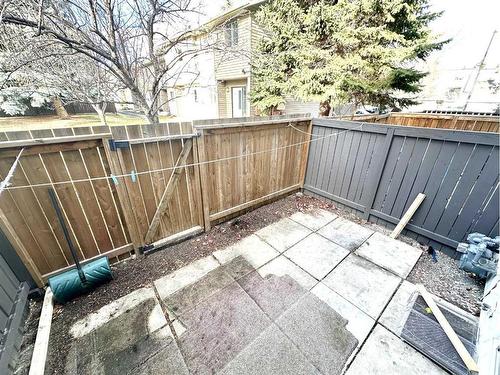 42-2519 38 Street Ne, Calgary, AB - Outdoor