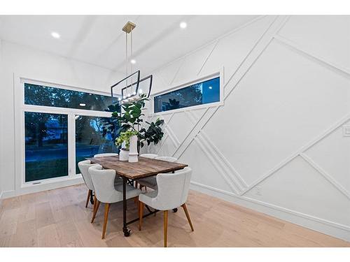 2911 4 Avenue Nw, Calgary, AB - Indoor Photo Showing Dining Room