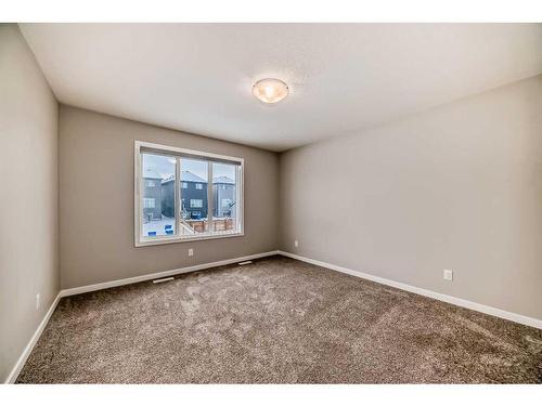 136 Lucas Heights Nw, Calgary, AB - Indoor Photo Showing Other Room