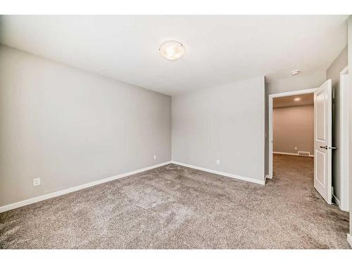 136 Lucas Heights Nw, Calgary, AB - Indoor Photo Showing Other Room