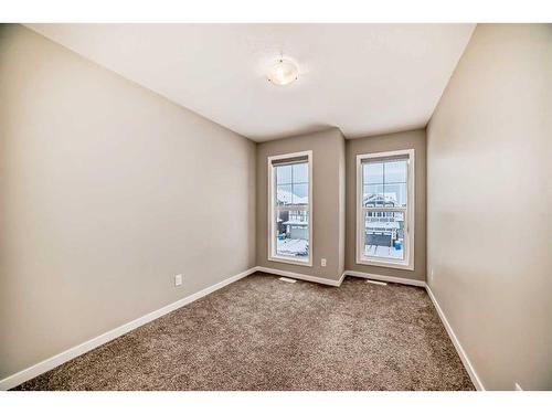 136 Lucas Heights Nw, Calgary, AB - Indoor Photo Showing Other Room