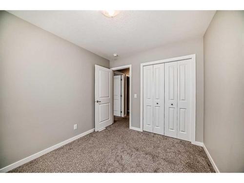 136 Lucas Heights Nw, Calgary, AB - Indoor