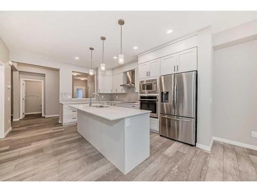 136 Lucas Heights Nw, Calgary, AB - Indoor Photo Showing Kitchen With Upgraded Kitchen