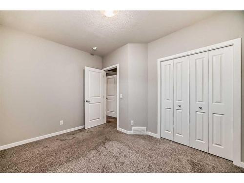 136 Lucas Heights Nw, Calgary, AB - Indoor