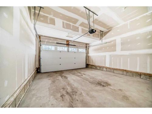 136 Lucas Heights Nw, Calgary, AB - Indoor Photo Showing Garage