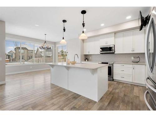 30 Marquis Heights Se, Calgary, AB - Indoor Photo Showing Kitchen With Upgraded Kitchen