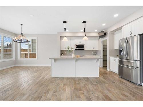 30 Marquis Heights Se, Calgary, AB - Indoor Photo Showing Kitchen With Upgraded Kitchen