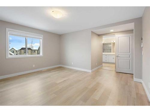 30 Marquis Heights Se, Calgary, AB - Indoor Photo Showing Other Room