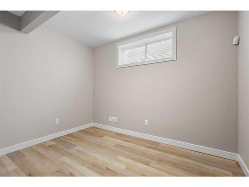 30 Marquis Heights Se, Calgary, AB - Indoor Photo Showing Other Room