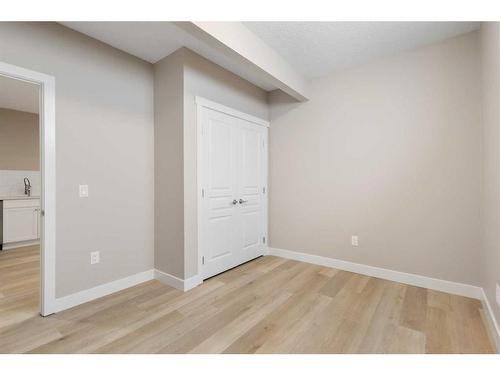 30 Marquis Heights Se, Calgary, AB - Indoor Photo Showing Other Room