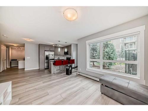 4114-240 Skyview Ranch Road Ne, Calgary, AB - Indoor Photo Showing Living Room