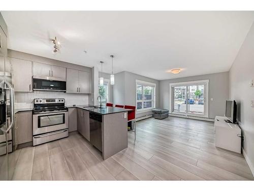 4114-240 Skyview Ranch Road Ne, Calgary, AB - Indoor Photo Showing Kitchen