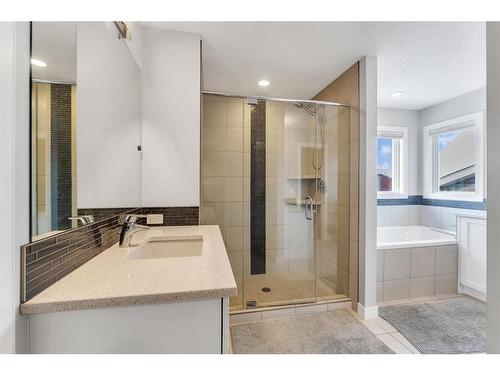 3 Sage Berry Rd Nw, Calgary, AB - Indoor Photo Showing Bathroom