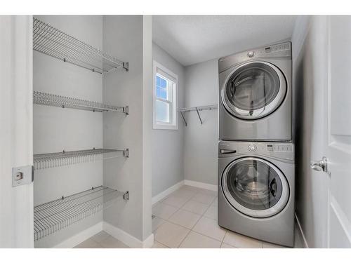 3 Sage Berry Rd Nw, Calgary, AB - Indoor Photo Showing Laundry Room