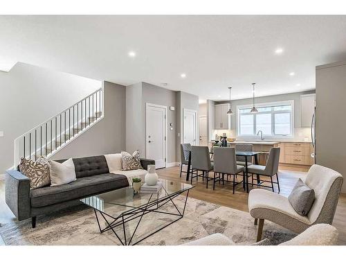 339 Hendon Drive Nw, Calgary, AB - Indoor Photo Showing Living Room