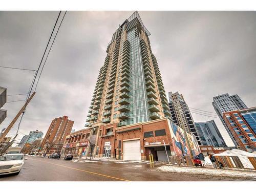 710-210 15 Avenue Se, Calgary, AB - Outdoor With Balcony With Facade