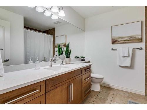 55 Bridlerange Circle Sw, Calgary, AB - Indoor Photo Showing Bathroom