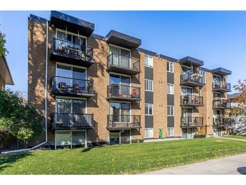 304-2020 11 Avenue Sw, Calgary, AB - Outdoor