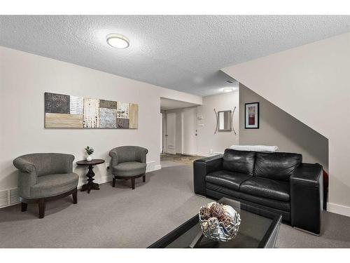 3403 23 Street Nw, Calgary, AB 