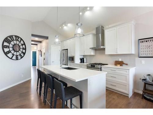 110-55 Fireside Circle, Cochrane, AB - Indoor Photo Showing Kitchen With Upgraded Kitchen