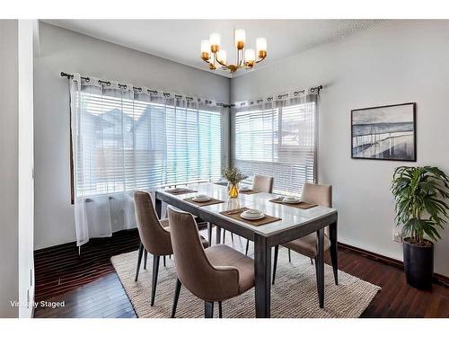 217 Elgin Manor Se, Calgary, AB - Indoor Photo Showing Dining Room