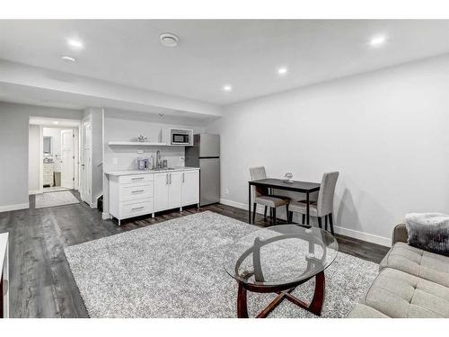 217 Elgin Manor Se, Calgary, AB - Indoor