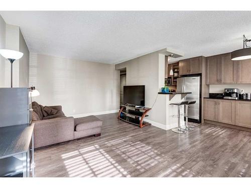 103-733 14 Avenue Sw, Calgary, AB - Indoor