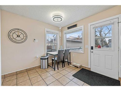 59 Ventura Road Ne, Calgary, AB - Indoor Photo Showing Other Room