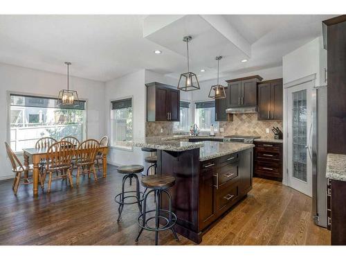 94 Tuscany Ridge Close Nw, Calgary, AB - Indoor Photo Showing Kitchen With Upgraded Kitchen