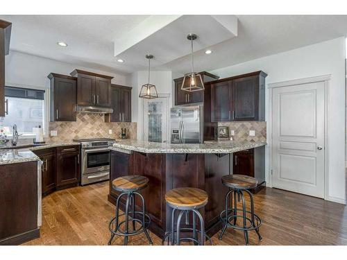 94 Tuscany Ridge Close Nw, Calgary, AB - Indoor Photo Showing Kitchen With Upgraded Kitchen