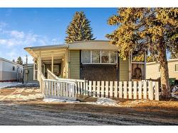 71-3223 83 Street NW Calgary, AB T3B 5M9