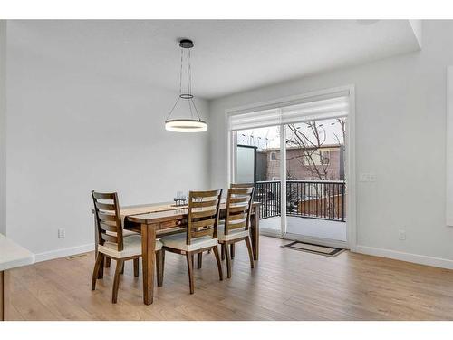 628 Legacy Woods Circle Se, Calgary, AB - Indoor Photo Showing Dining Room