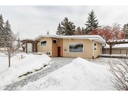 4236 Chippewa Road NW Calgary, AB T2L 1A3