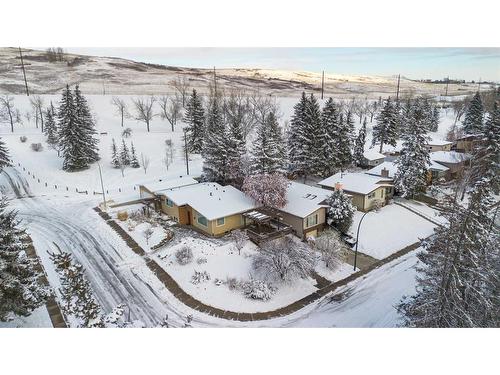 4236 Chippewa Road Nw, Calgary, AB - Outdoor With View