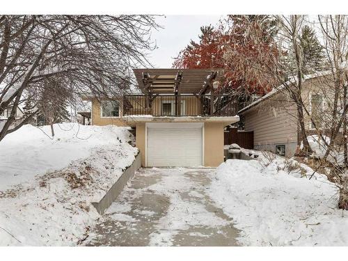 4236 Chippewa Road Nw, Calgary, AB - Outdoor