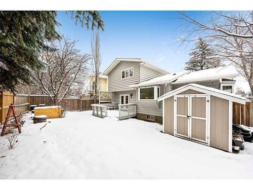 27 Deermoss Bay Se, Calgary, AB - Outdoor